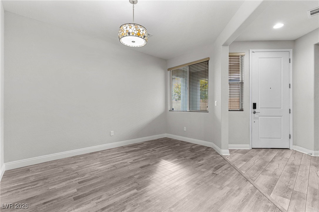 5927 Villa Loma Street Las Vegas NV 89148