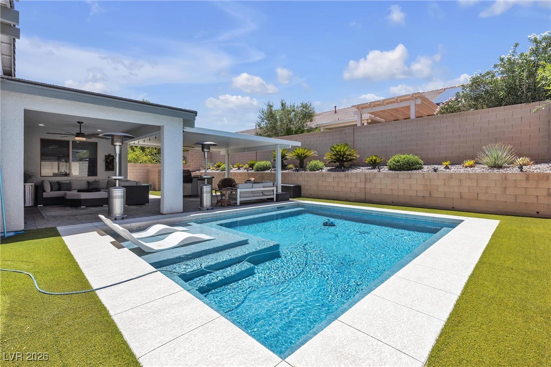 5927 Villa Loma Street Las Vegas NV 89148