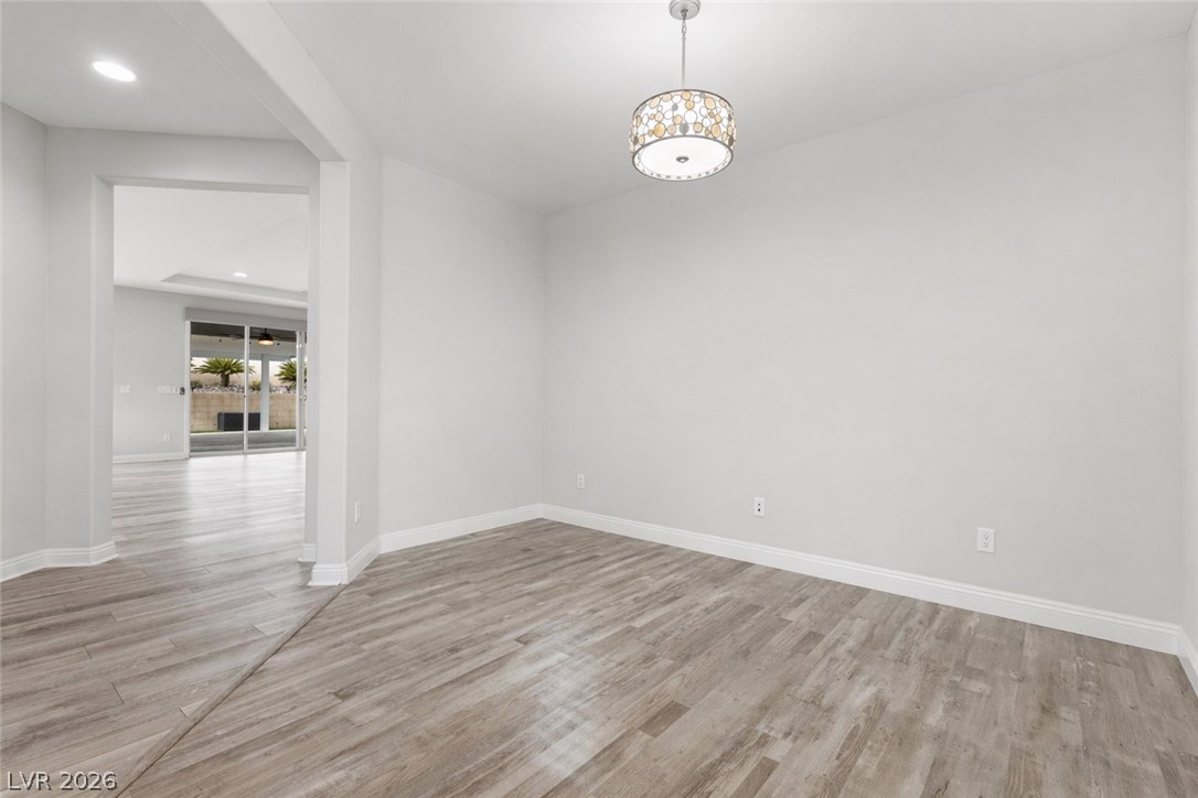 5927 Villa Loma Street Las Vegas NV 89148