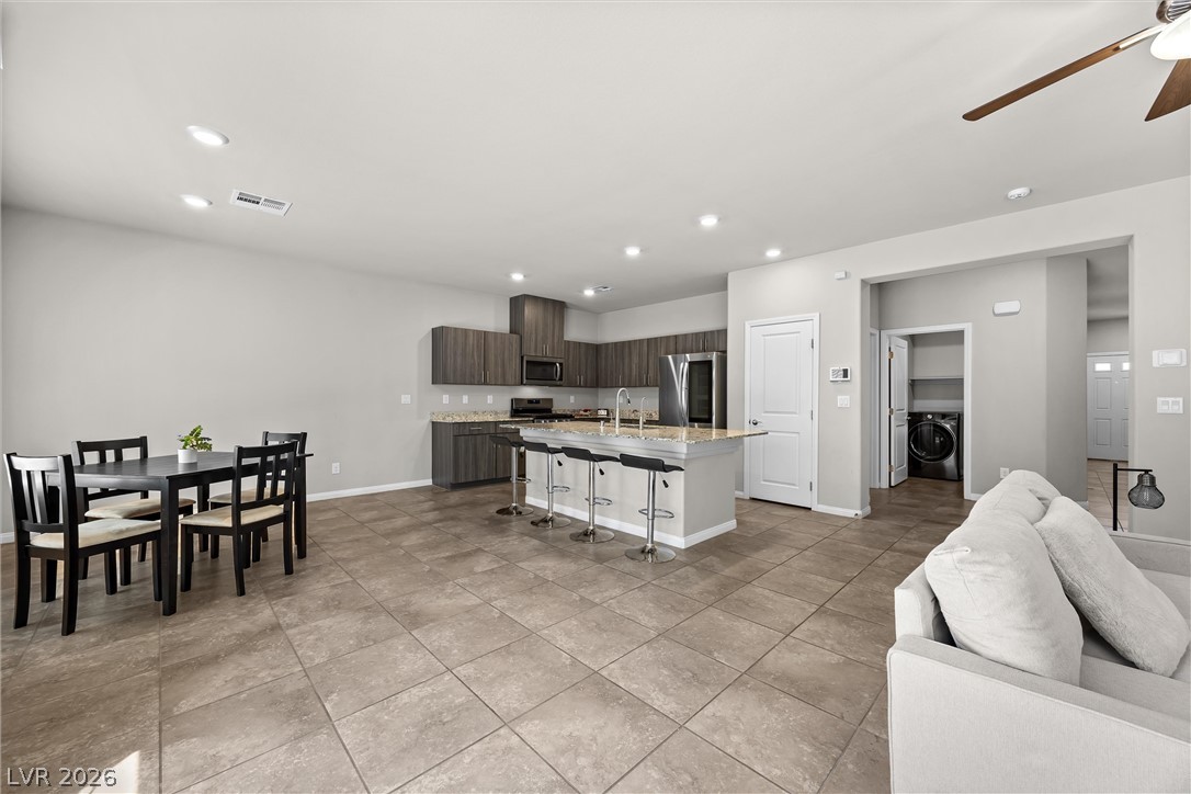 8943 Pelican Point Street Las Vegas NV 89178