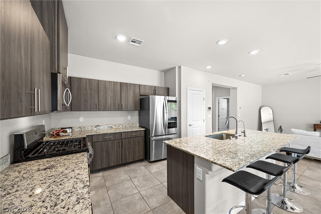 8943 Pelican Point Street Las Vegas NV 89178