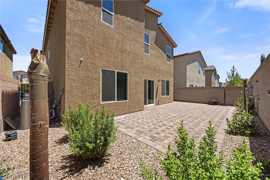 8943 Pelican Point Street Las Vegas NV 89178