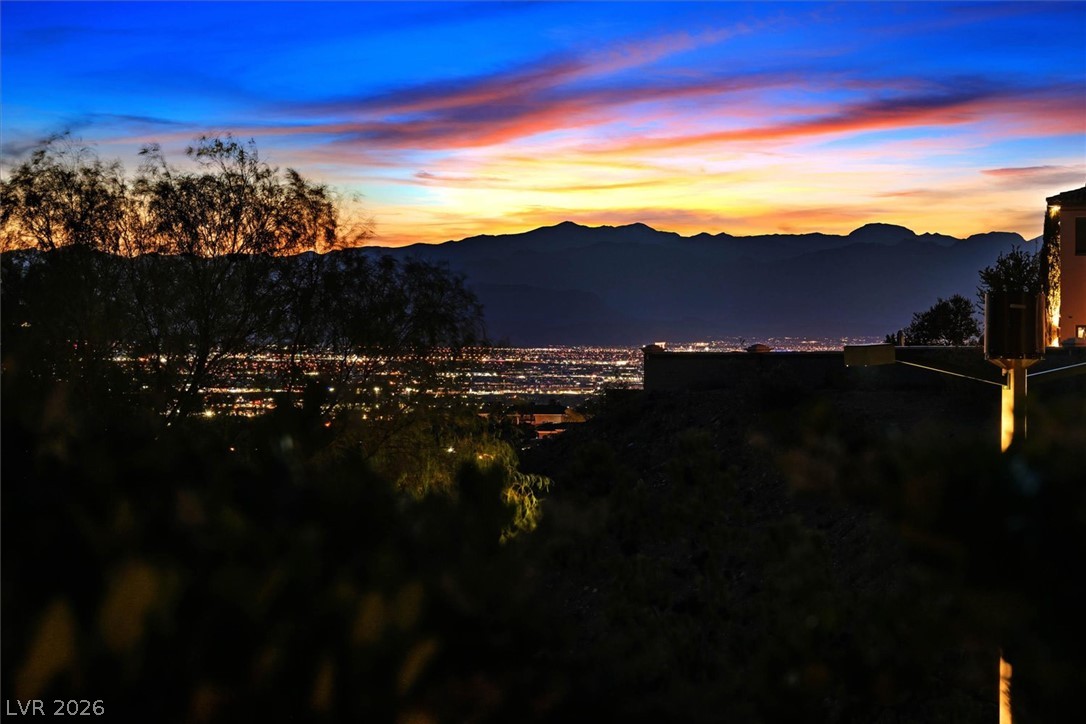 1601 Thoreau Court Henderson NV 89052