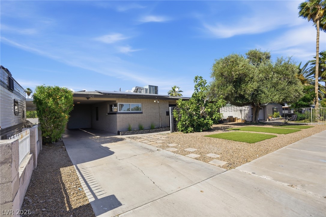 909 Canosa Avenue Las Vegas NV 89104