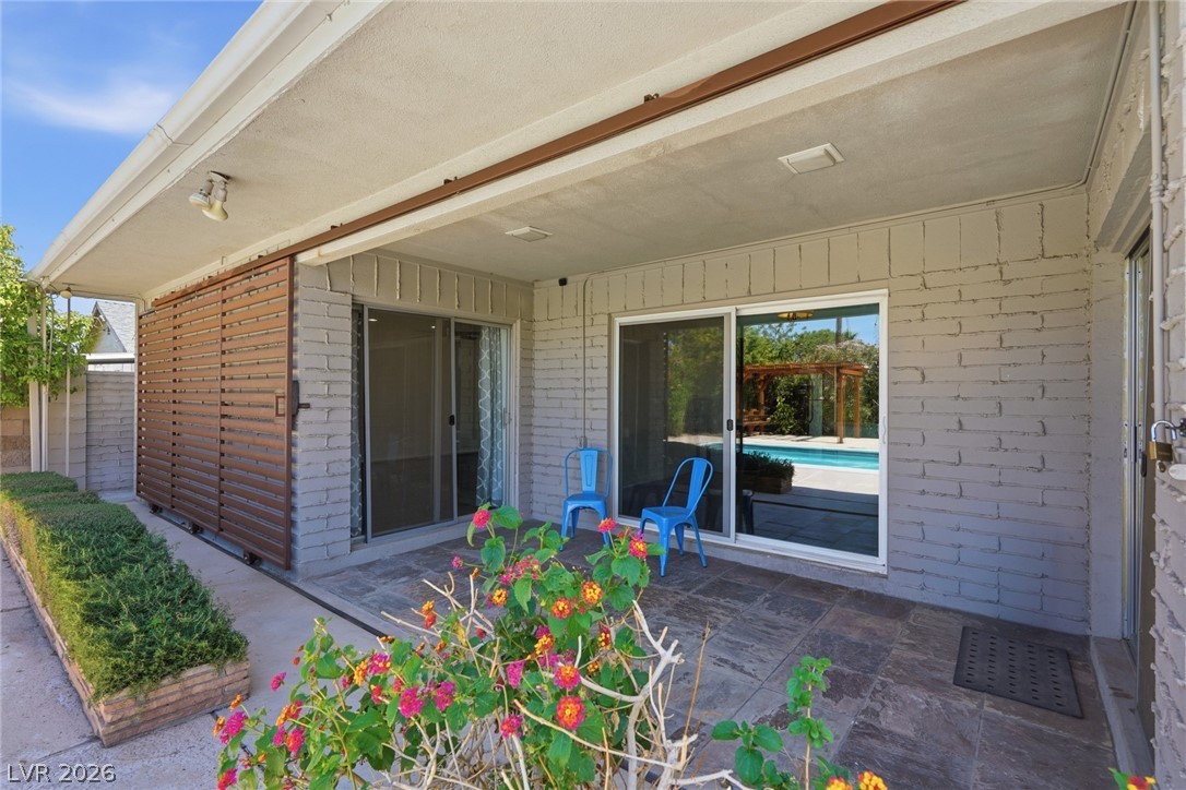 909 Canosa Avenue Las Vegas NV 89104