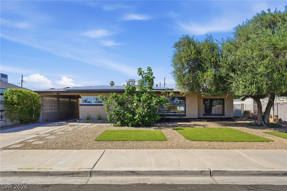 909 Canosa Avenue Las Vegas NV 89104