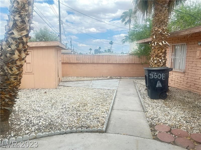 2013 Bracken Avenue Las Vegas NV 89104
