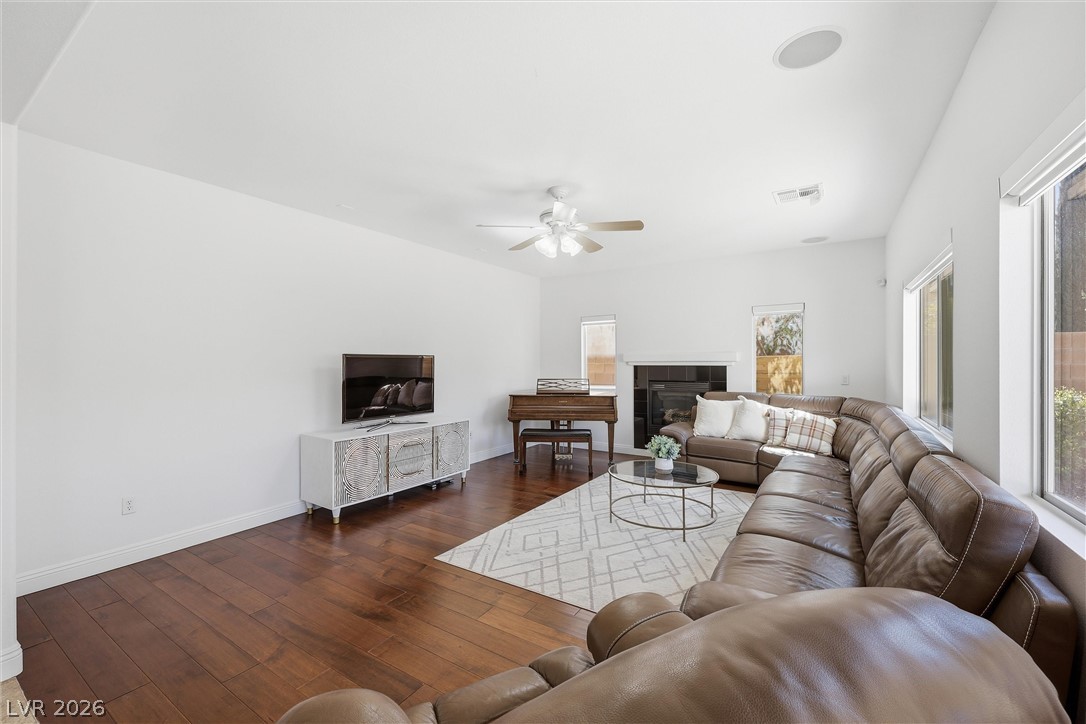 1073 Oak Fair Street Las Vegas NV 89138