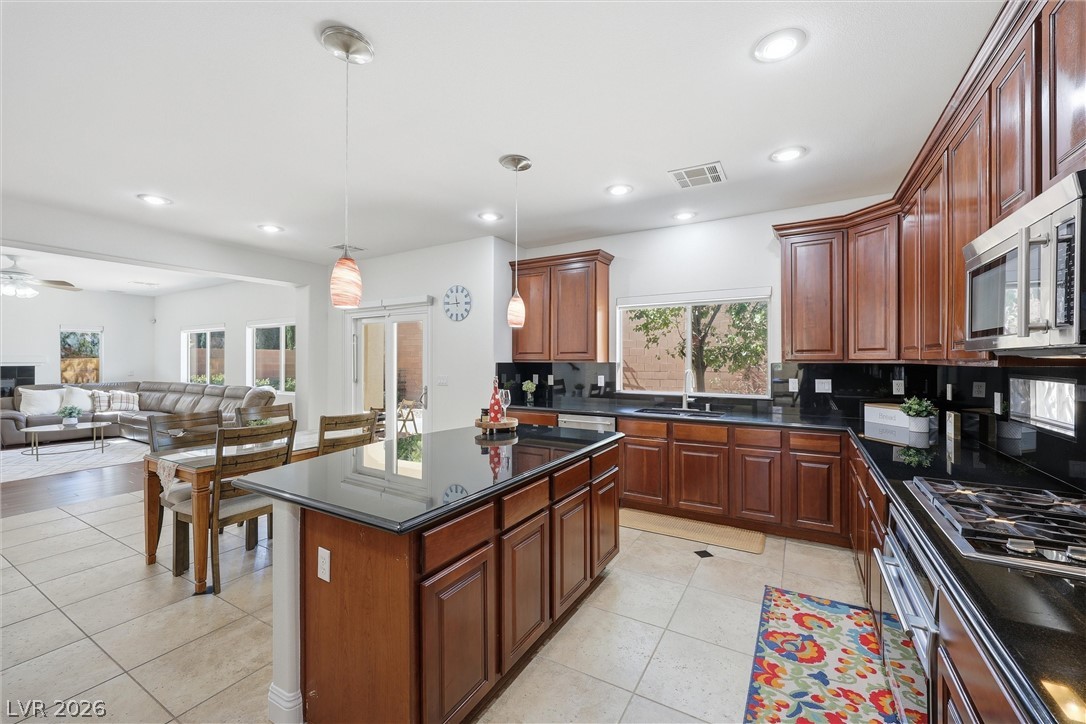 1073 Oak Fair Street Las Vegas NV 89138