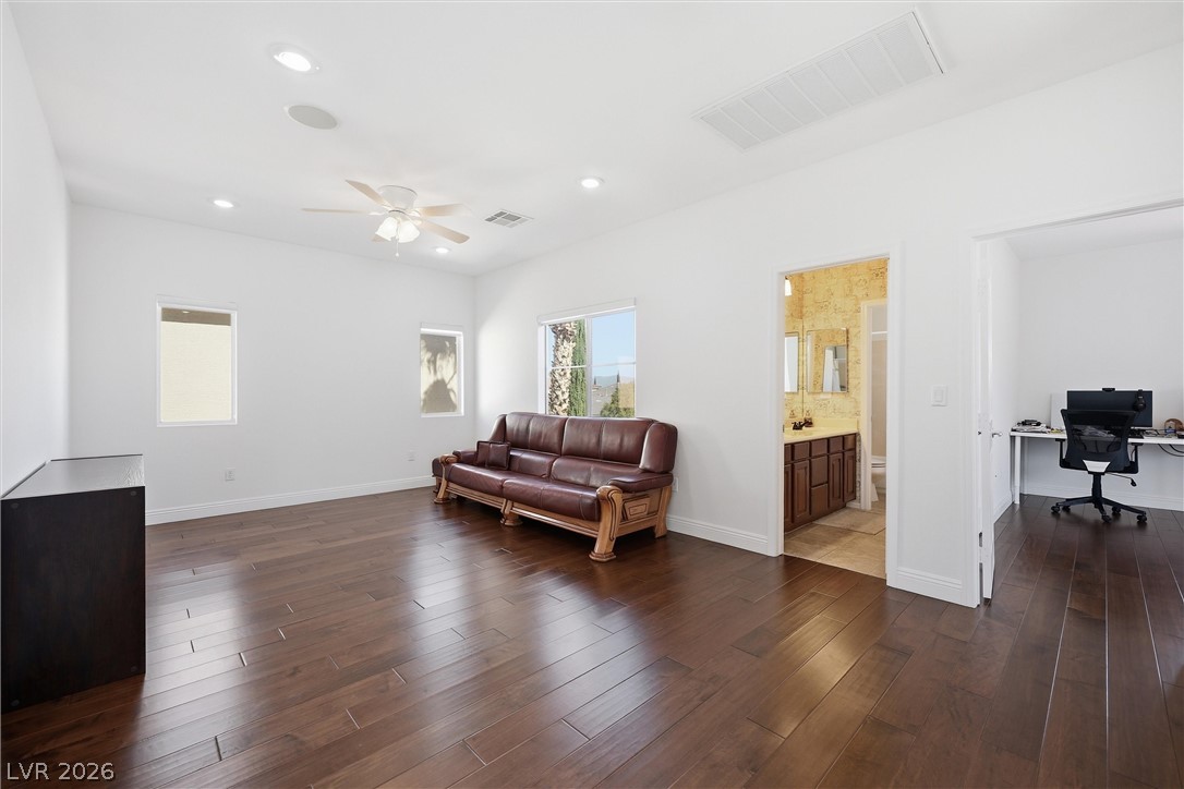 1073 Oak Fair Street Las Vegas NV 89138