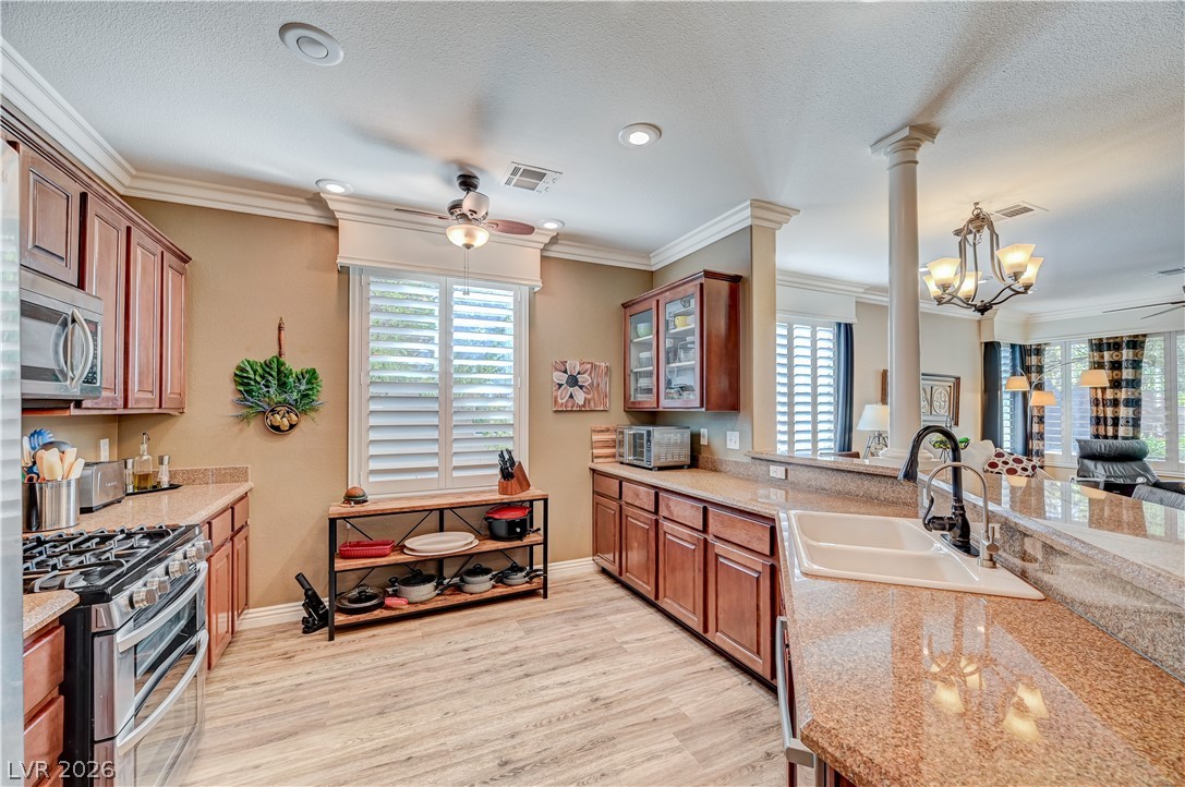 5041 Vincitor Street Las Vegas NV 89135