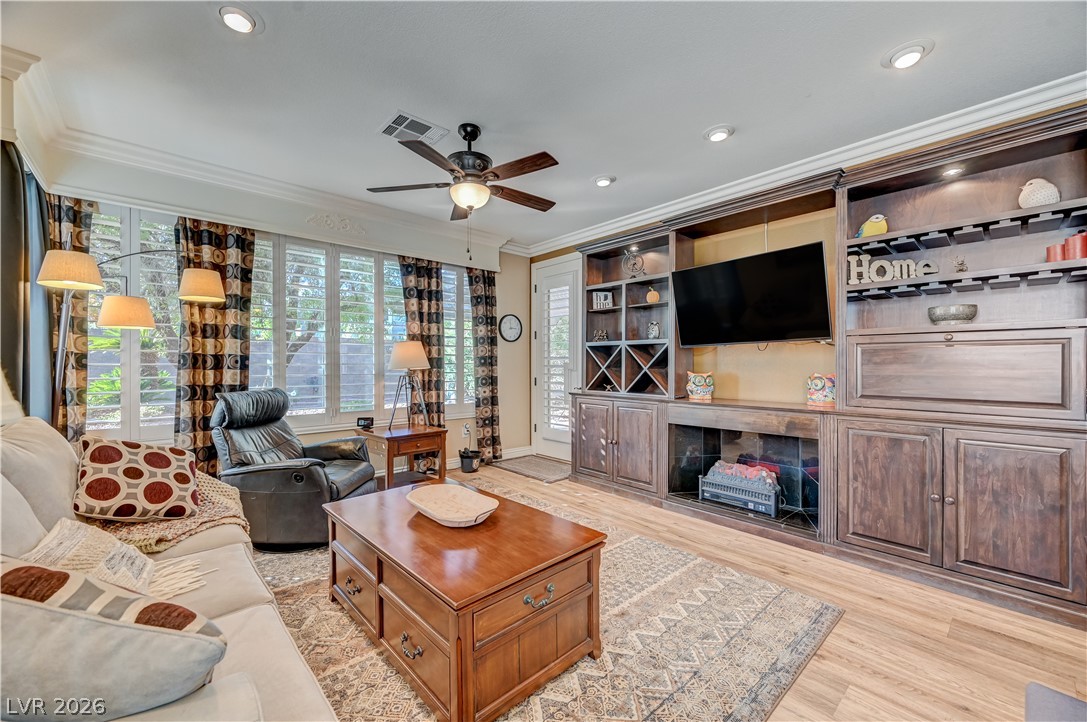 5041 Vincitor Street Las Vegas NV 89135