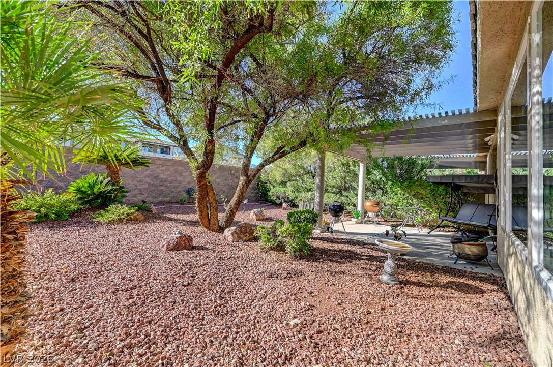 5041 Vincitor Street Las Vegas NV 89135