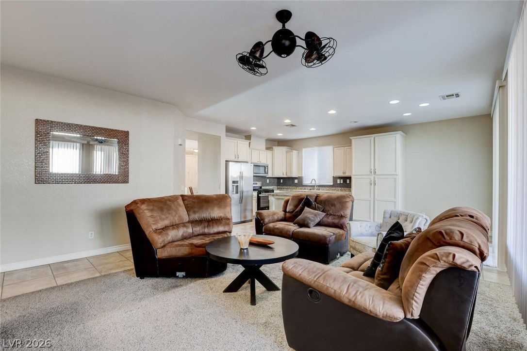540 Big Lake Street Henderson NV 89002