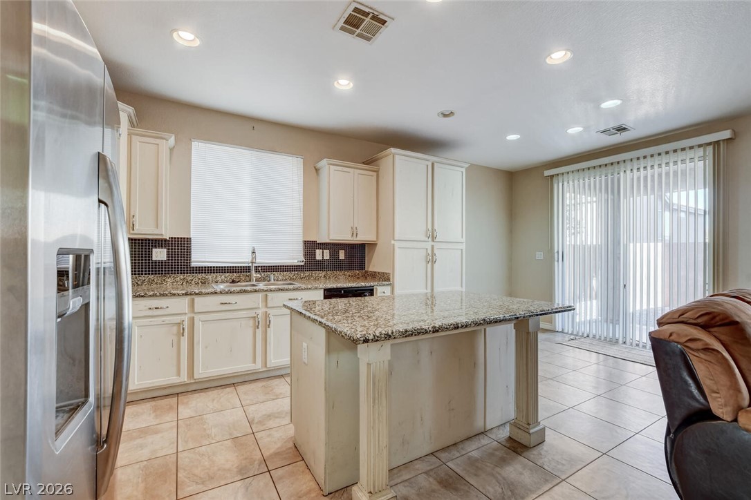 540 Big Lake Street Henderson NV 89002