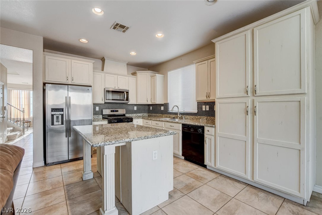 540 Big Lake Street Henderson NV 89002