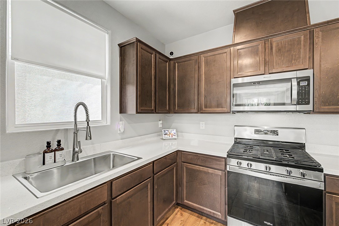 6326 Highledge Street North Las Vegas NV 89081