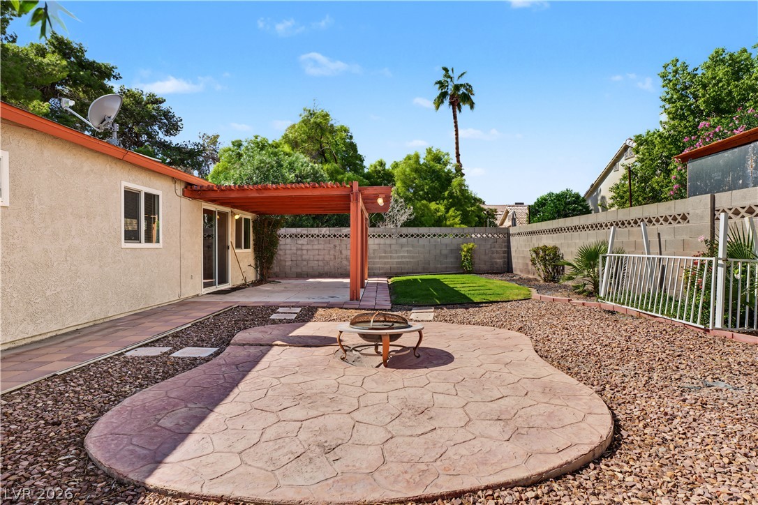 5680 Blossom View Avenue Las Vegas NV 89142