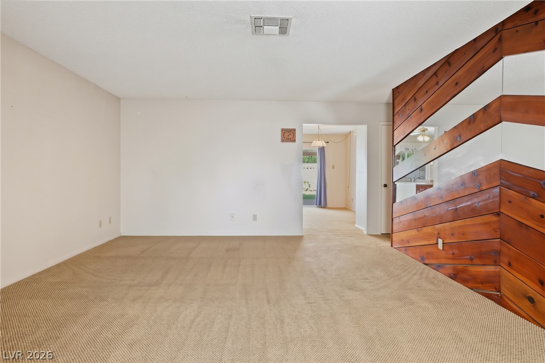 5680 Blossom View Avenue Las Vegas NV 89142