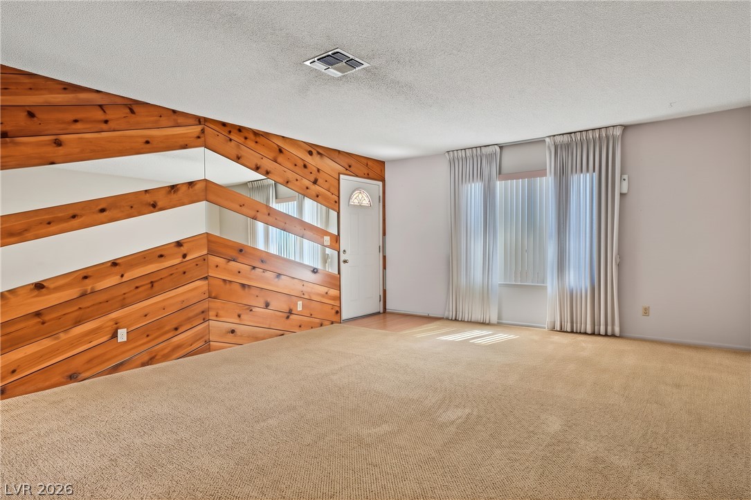 5680 Blossom View Avenue Las Vegas NV 89142