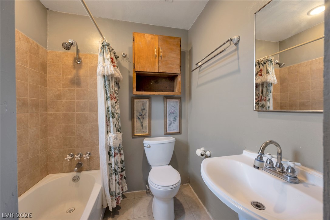 4792 Rita Drive Las Vegas NV 89121