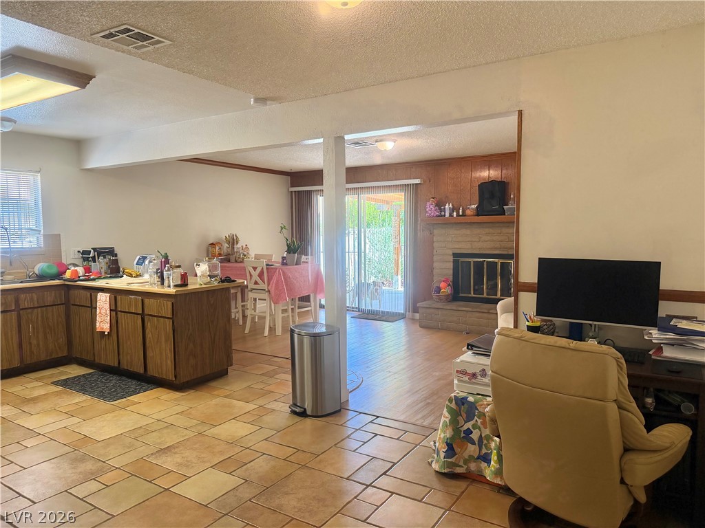 6461 West Viking Road Las Vegas NV 89103