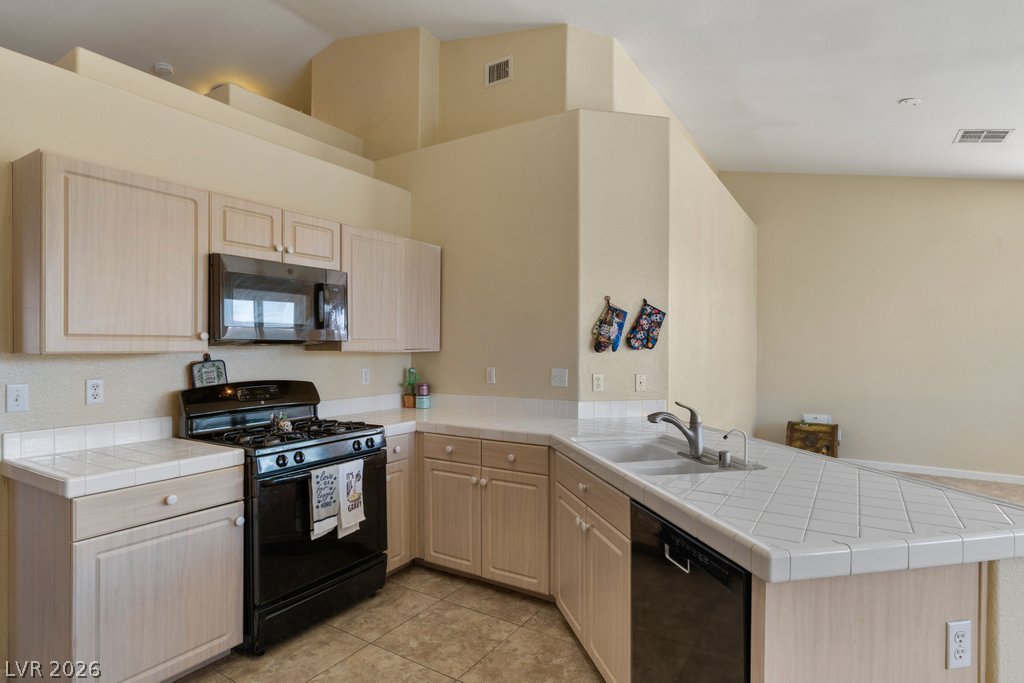 1076 Coral Desert Drive Las Vegas NV 89123