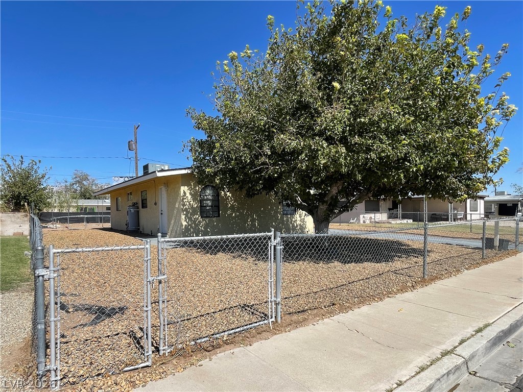 608 Frederick Avenue Las Vegas NV 89106