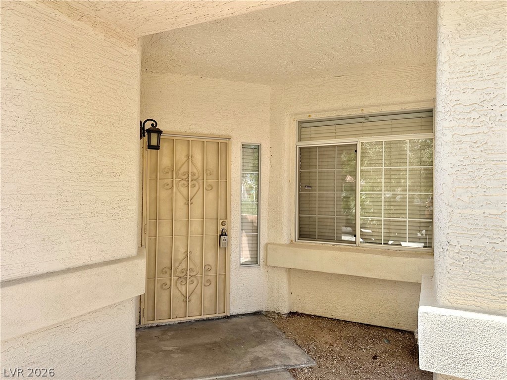 8316 Windchase Avenue Las Vegas NV 89129