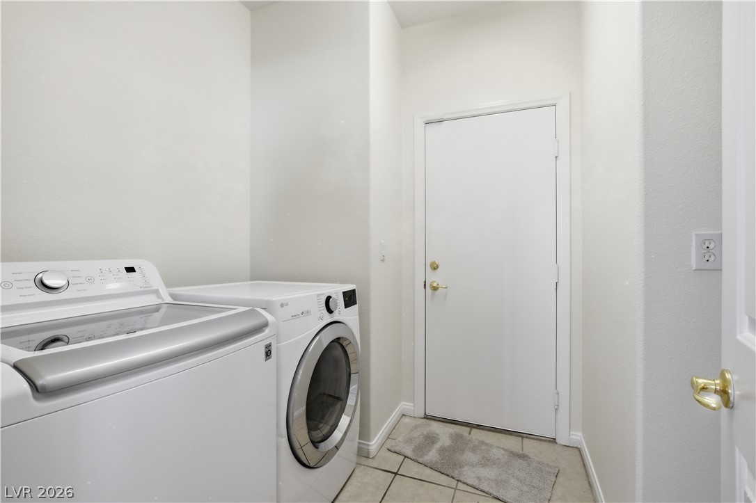 232 Waterton Lakes Avenue Las Vegas NV 89148