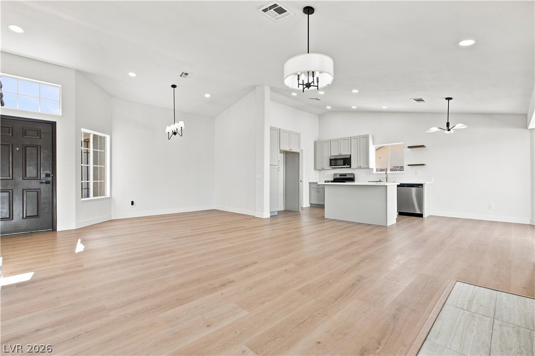 4313 Valley Regents Drive North Las Vegas NV 89032