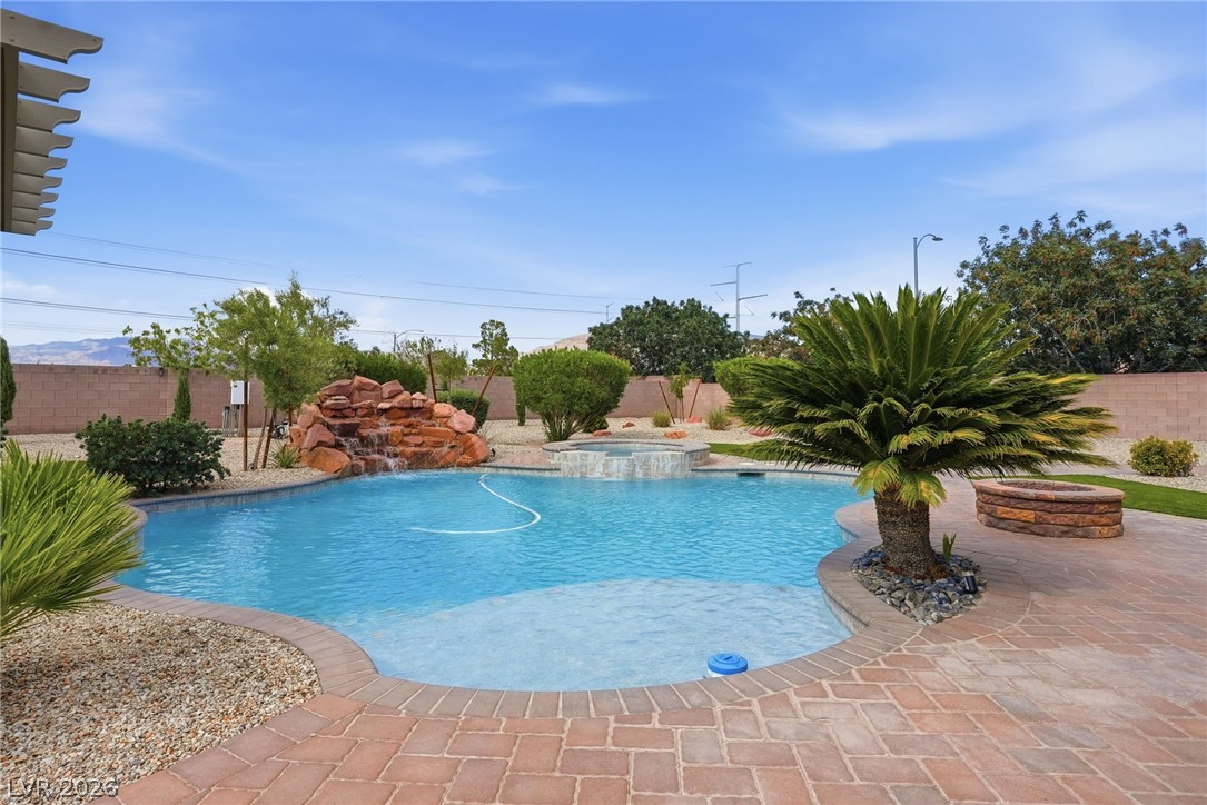 8420 Cedar Mill Falls Court Las Vegas NV 89143