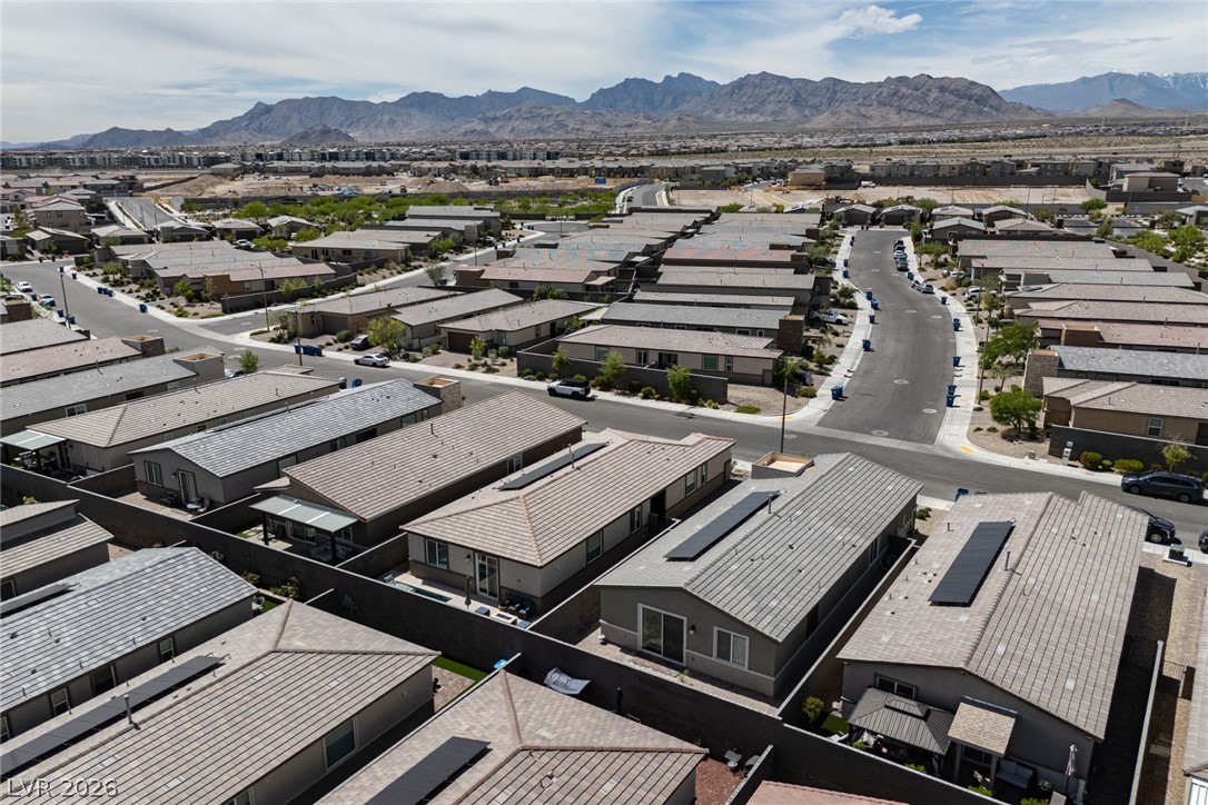 9734 Pacific Pine Street Las Vegas NV 89143