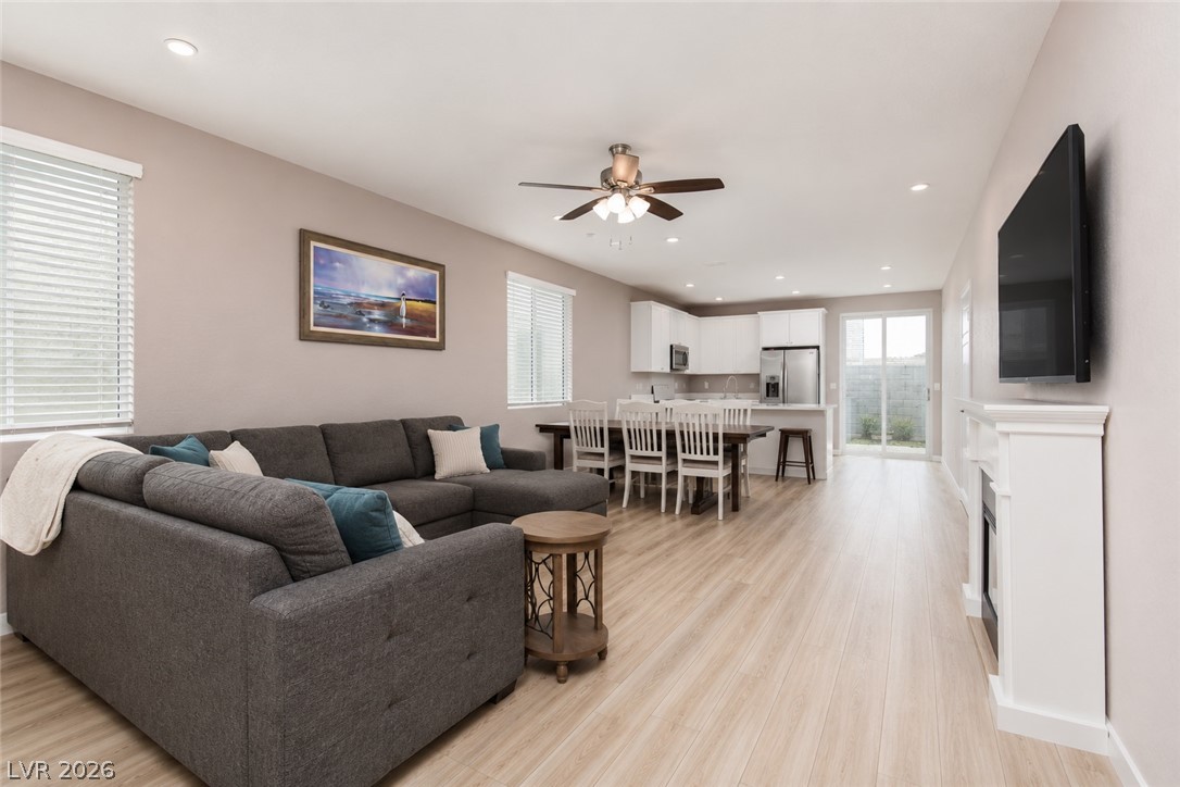 9734 Pacific Pine Street Las Vegas NV 89143