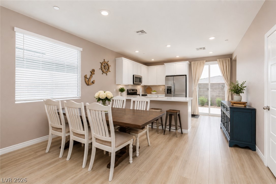 9734 Pacific Pine Street Las Vegas NV 89143