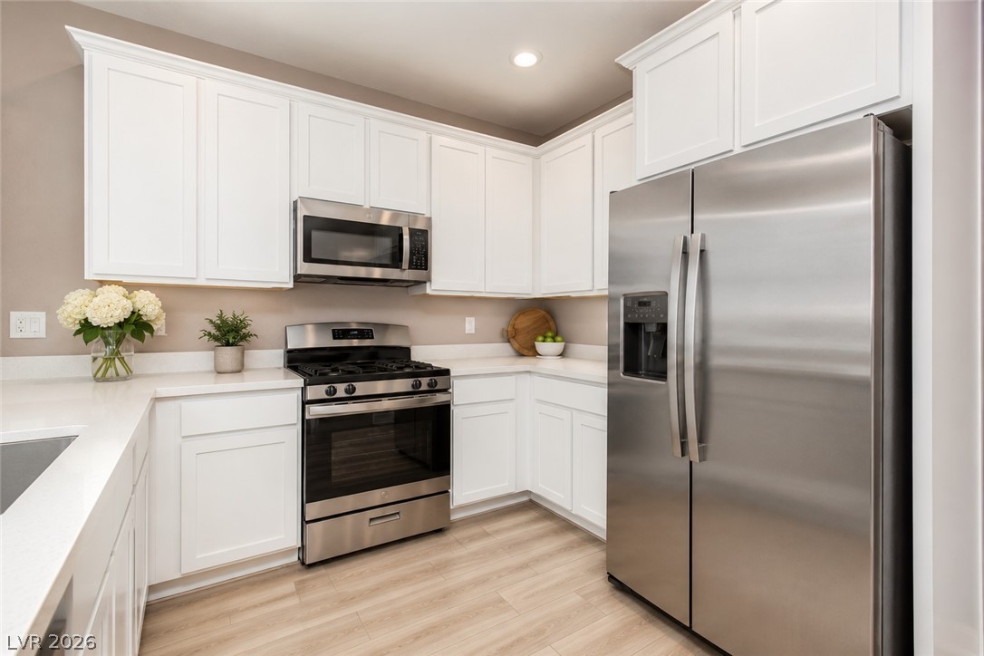 9734 Pacific Pine Street Las Vegas NV 89143
