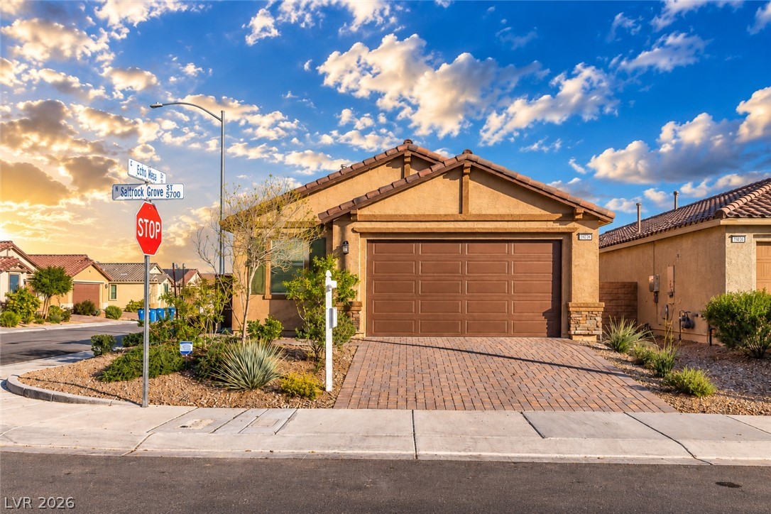 5740 Saltrock Grove Street North Las Vegas NV 89081