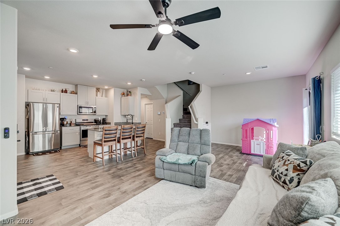 4635 Ridgeley Avenue 102 North Las Vegas NV 89084