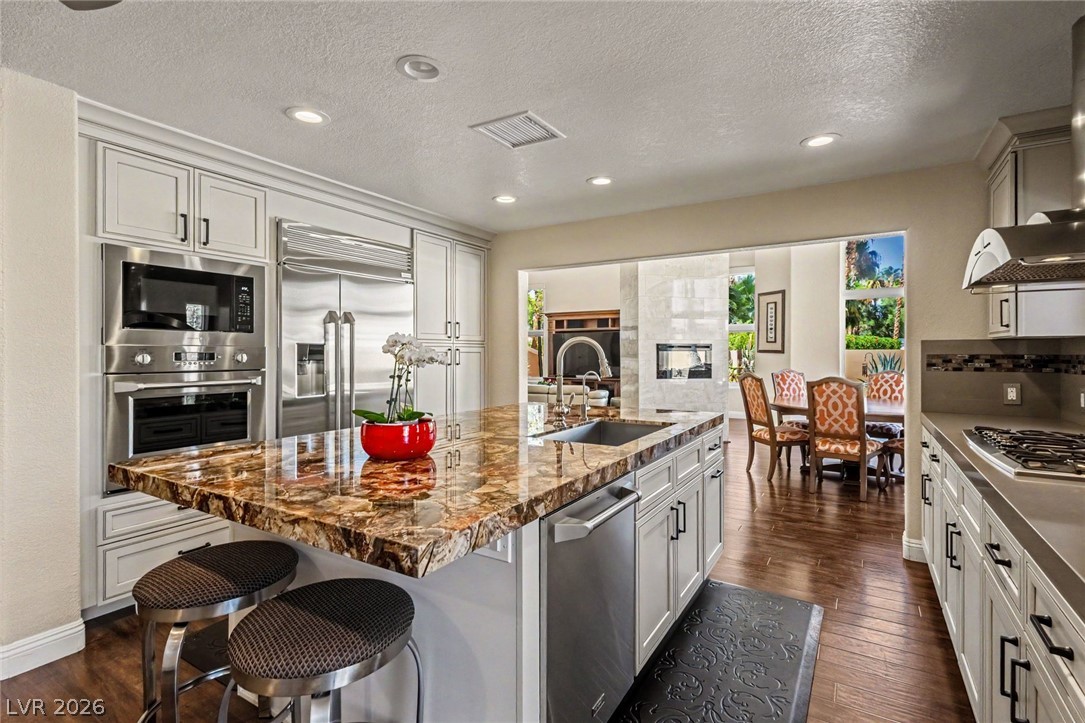 7629 Painted Dunes Drive Las Vegas NV 89149