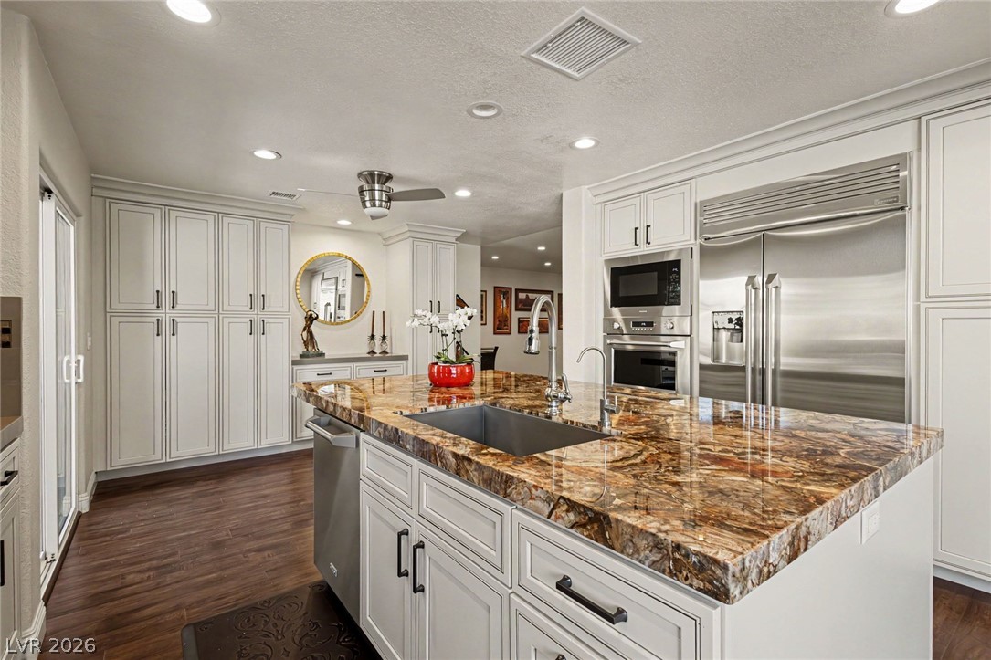 7629 Painted Dunes Drive Las Vegas NV 89149