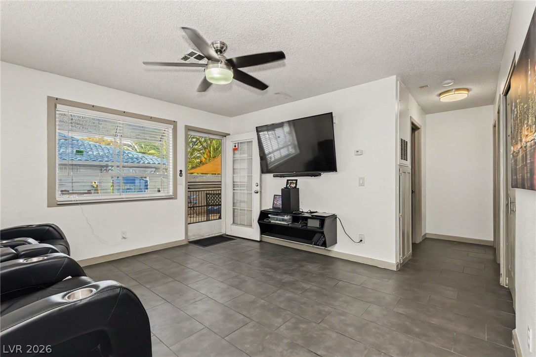 2121 Petersham Court B Las Vegas NV 89108