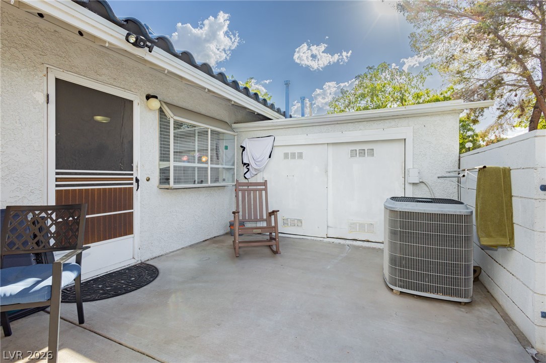 2121 Petersham Court B Las Vegas NV 89108