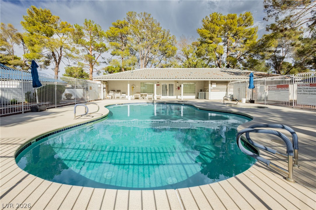 2121 Petersham Court B Las Vegas NV 89108