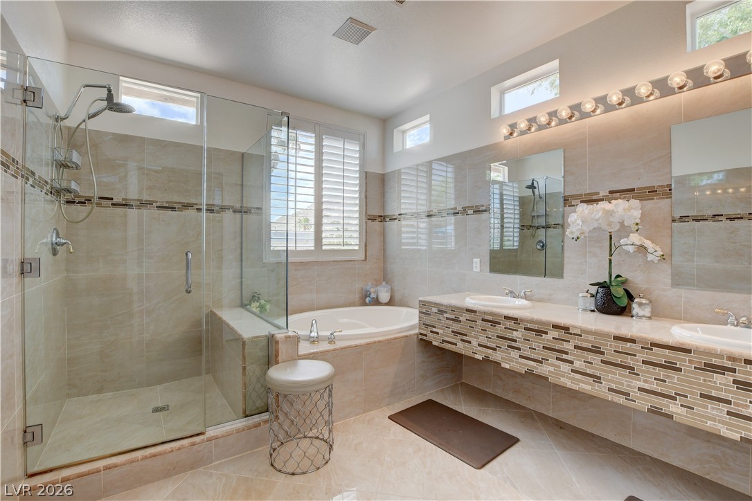 10240 Clark Wooldridge Court Las Vegas NV 89129