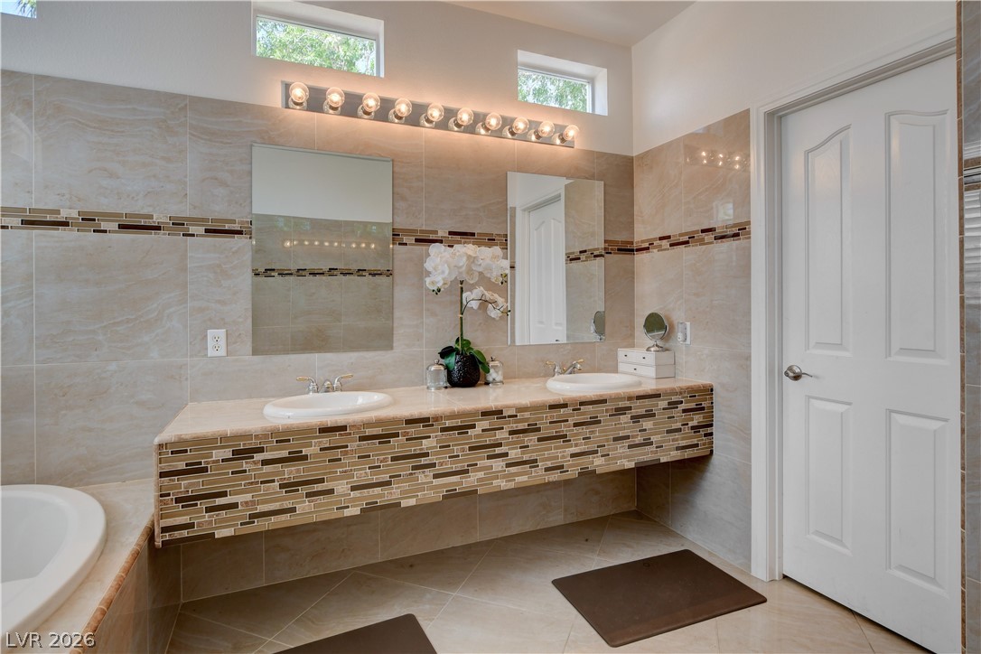 10240 Clark Wooldridge Court Las Vegas NV 89129