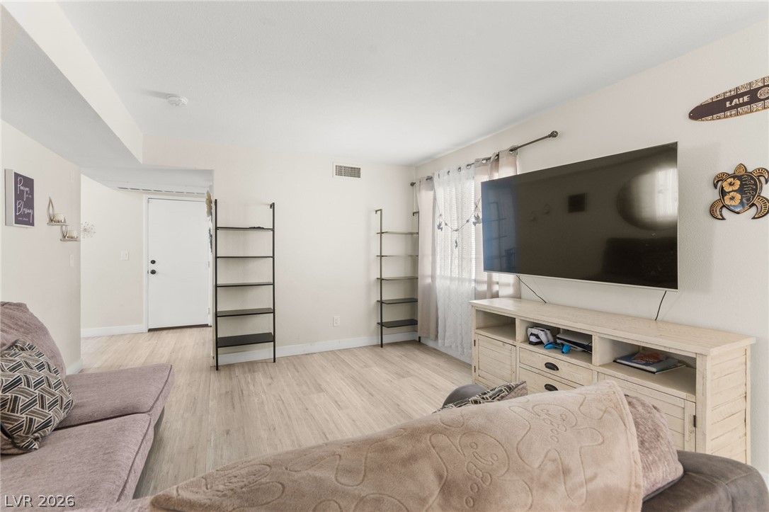 1404 Robin Street Las Vegas NV 89106