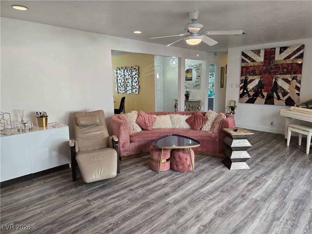 2706 Colanthe Avenue Las Vegas NV 89102