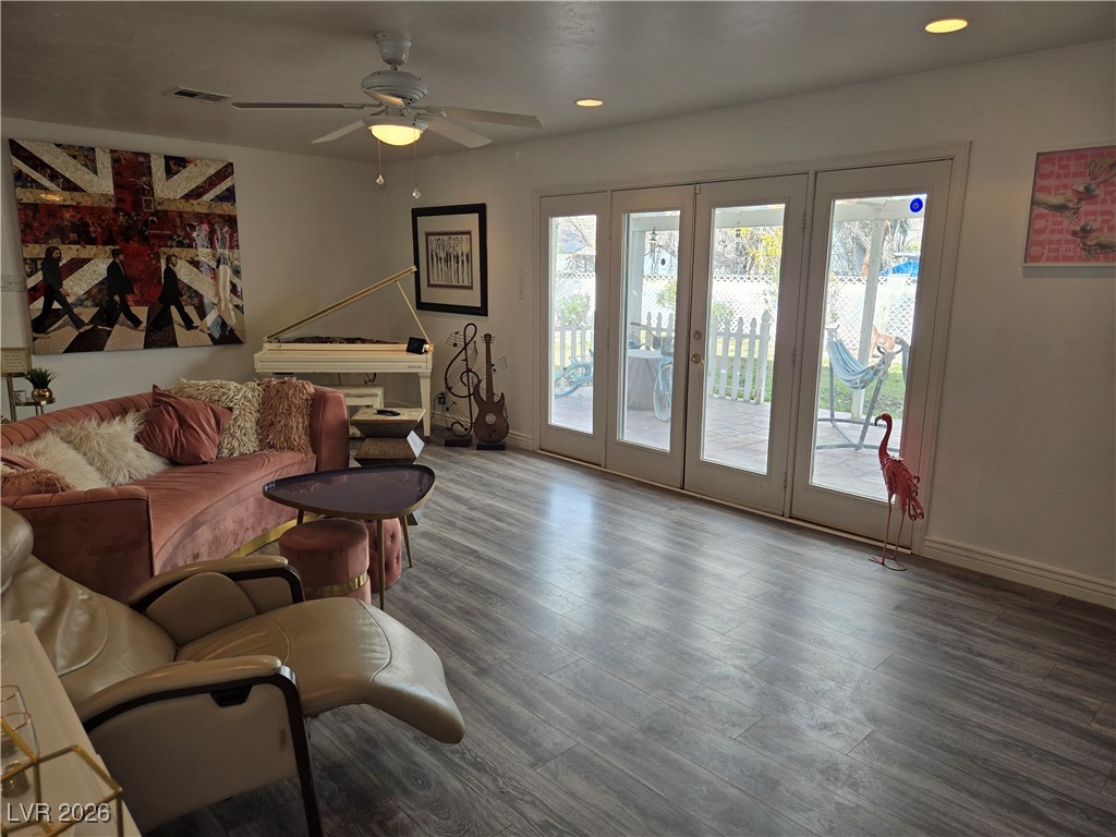 2706 Colanthe Avenue Las Vegas NV 89102