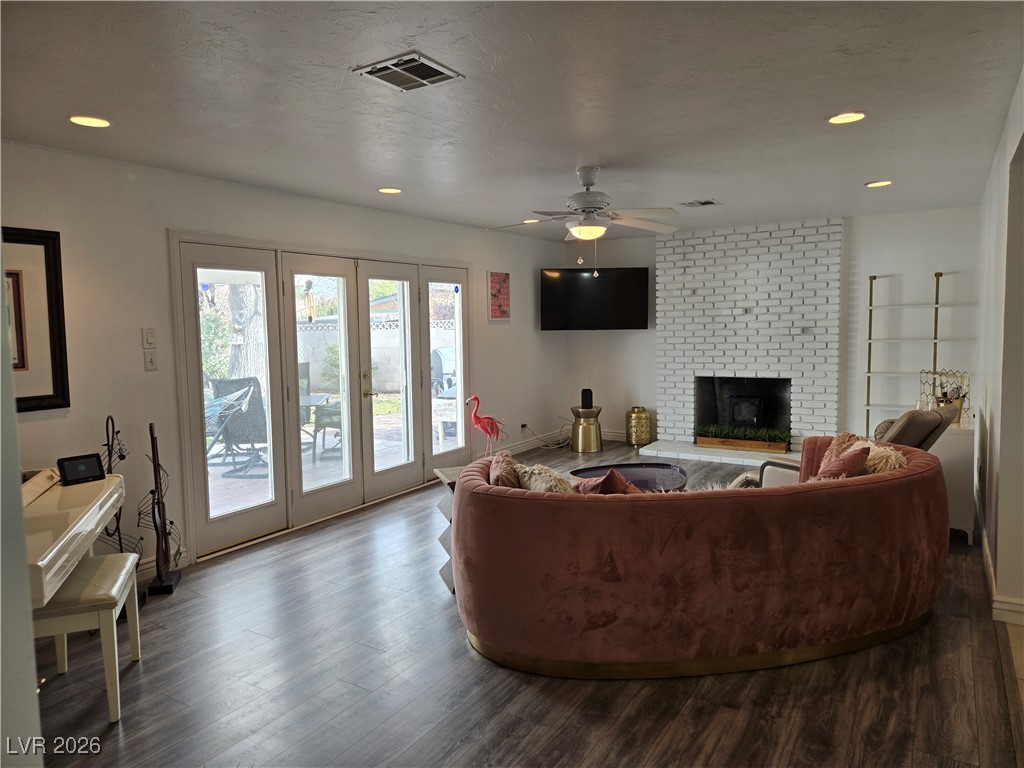 2706 Colanthe Avenue Las Vegas NV 89102