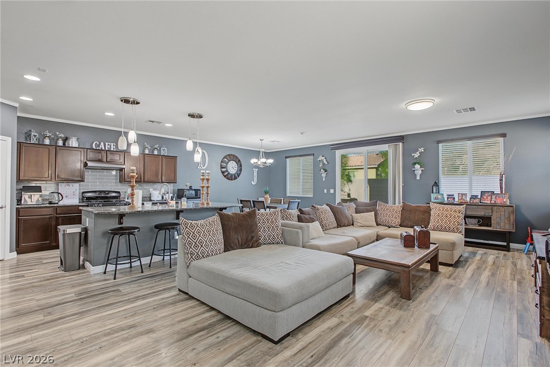 2737 Council Crest Court Las Vegas NV 89142